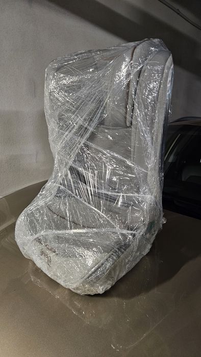 Scaun auto Joie, copii 100-150cm, 4 -10 ani si bonus înălțător