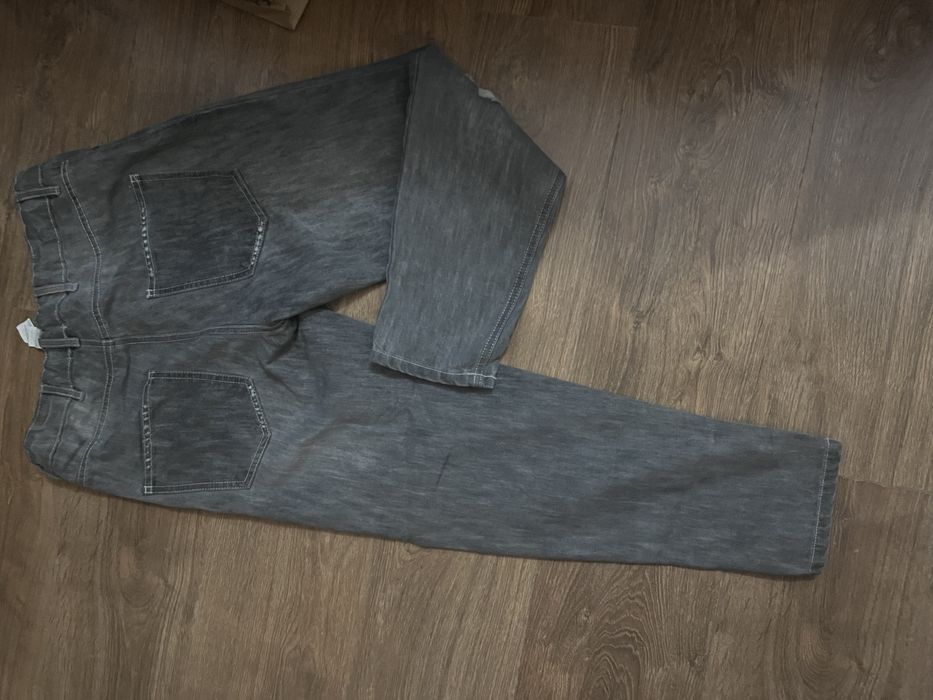 Blugi gri marimea 36