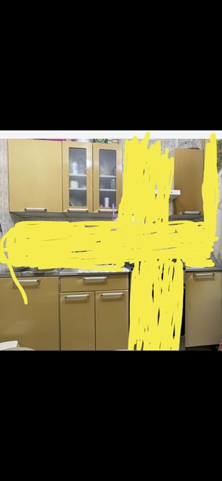 Кухонный гарнитура в среднем состоянии