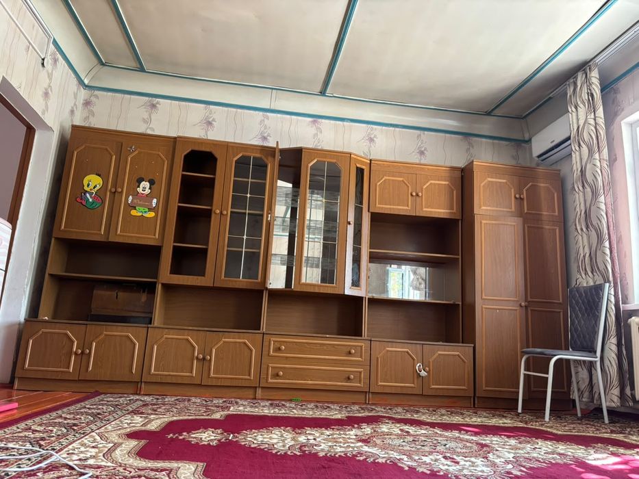 Срочно Гарнитур стенка сатылады