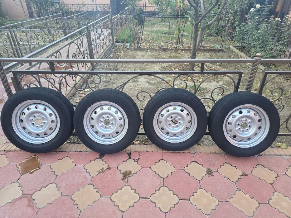 Диски R 14 в комплекте.