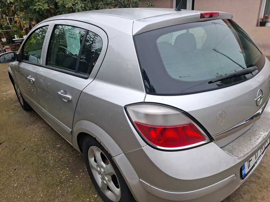 OPEL Astra 2005 — imagine 3