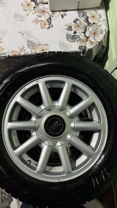 Продам комплект колес