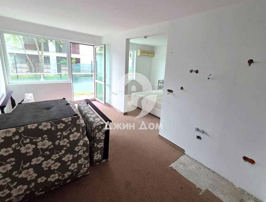 Продава се Двустаен апартамент в Бургас, Сарафово - 50 кв.м за 1340 €/кв.м - Снимка #1