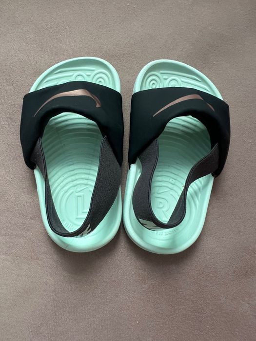 Slapi copii Nike marime 21