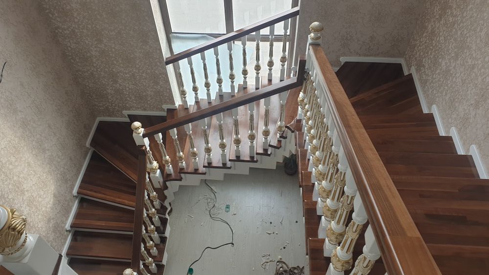 Zina lesnisa yogochdan