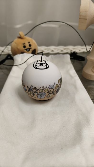 Erraticsquirrel/Miguel Kendamă