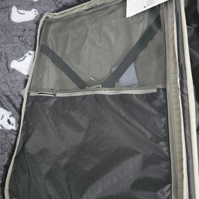 Samsonite Airea SPINNER 78cm