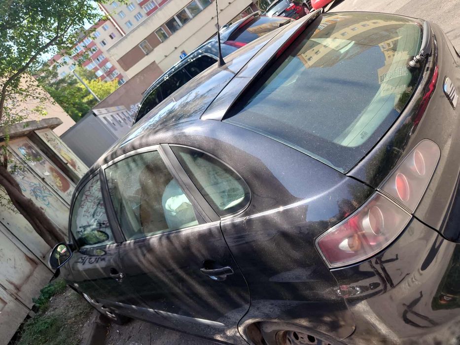 Seat Ibizza negru