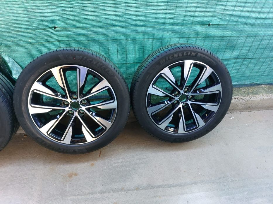 Jante originale Renault 5x114,3 R19