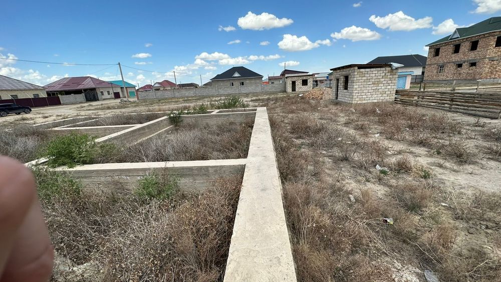 Наурыздан жер сатылады.