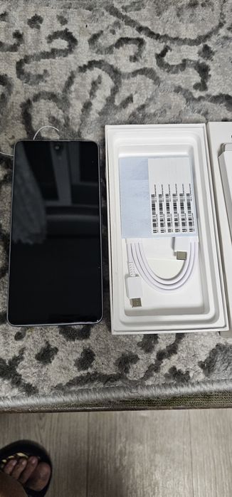 Продам смартфон SAMSUNG