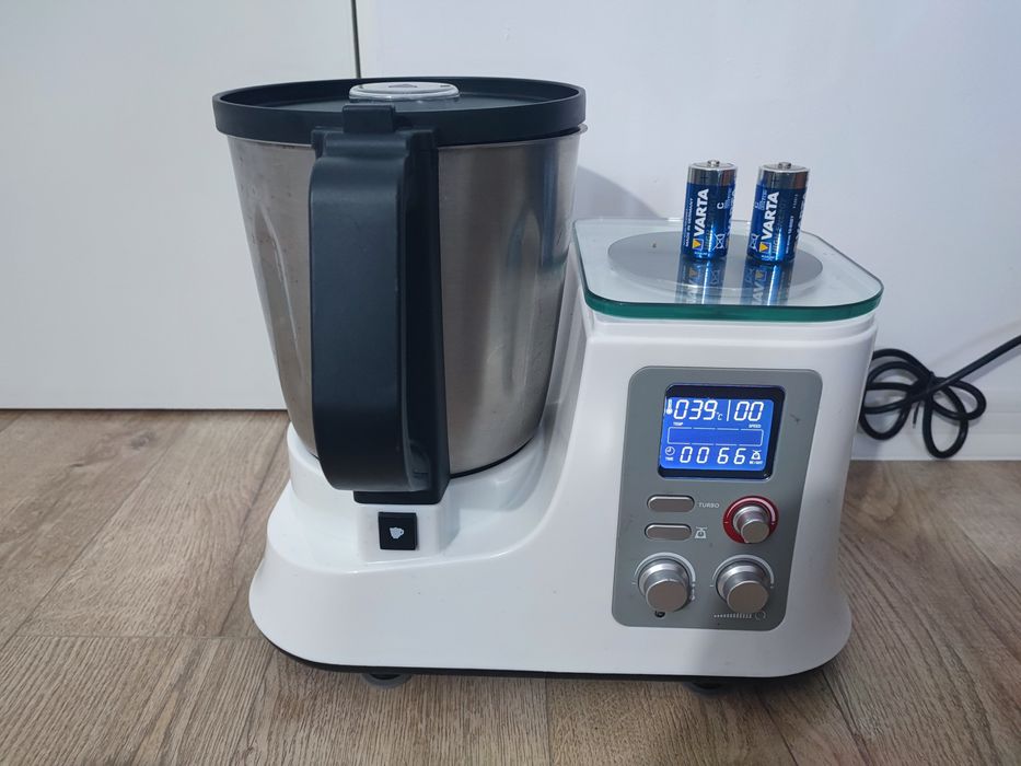 Robot bucatarie Quigg cantar reglaje rotatie cutit, temperatura, timp