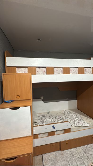 Продам двухярусная кровать