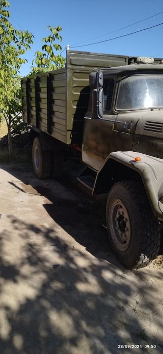 Yuk mashena sotiladi