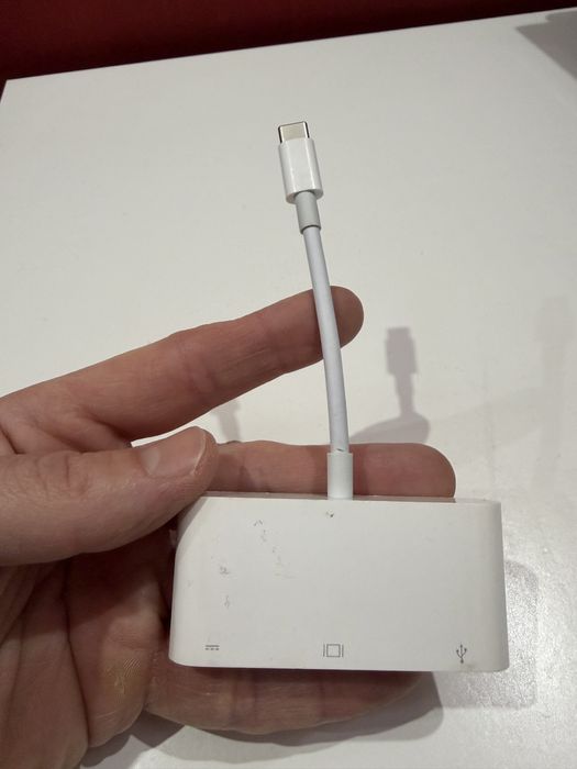 Adaptor Apple Lightning Card SD A1441 A1620 USB C - VGA