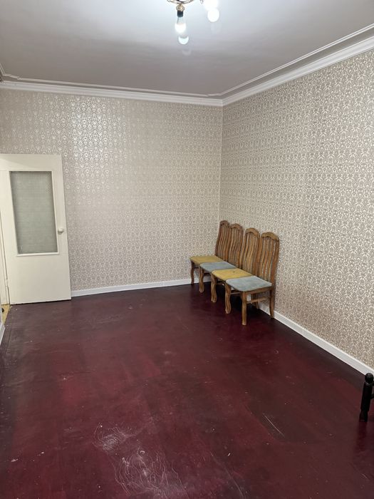 Сдам в аренду на Максим Горьгий .Художников 1 ком