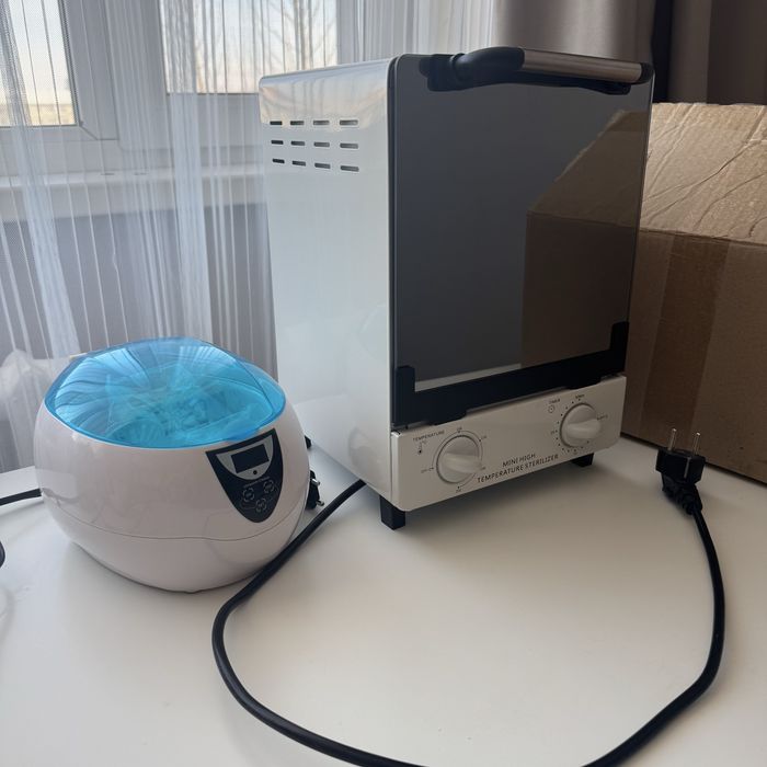 Продам стерилизатор ультразвуковой , и сухожаровый шкаф