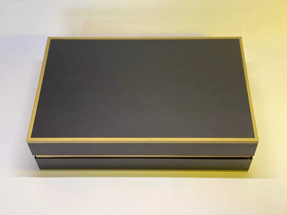 Подарочный набор в коробке, зонтик и термос