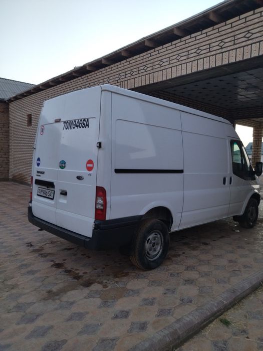 Ford transit sotiladi