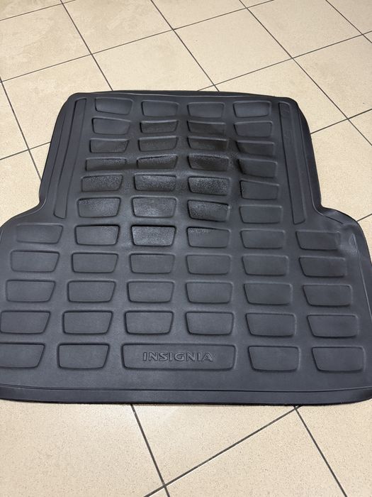 Tavita, tava, protecție  portbagaj Opel Insignia