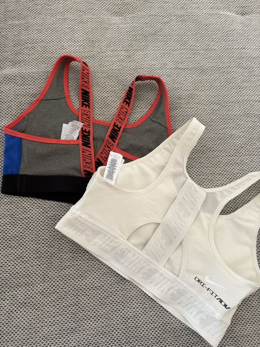 Nike бюстие топ crop top спортно бюстие