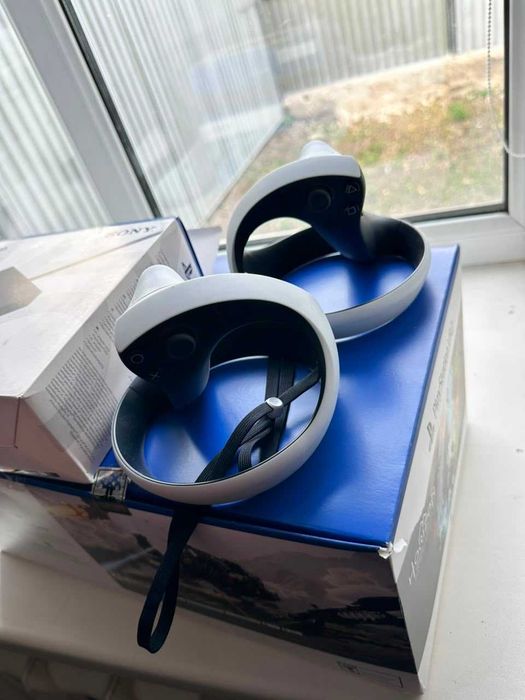 Очки виртуальной реальности PSVR2 для PC и PS5 с адаптером