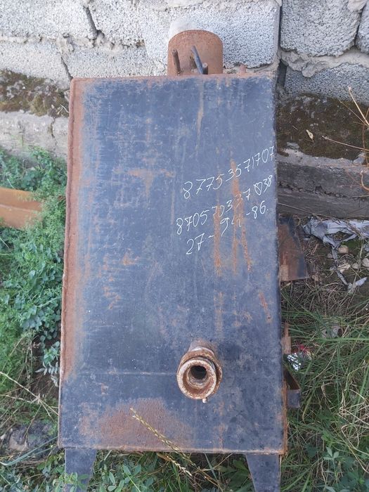 Котел под газ,напольный