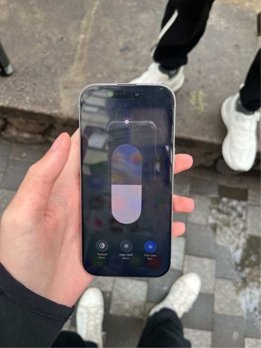 IPhone 16 pro,с гарантией