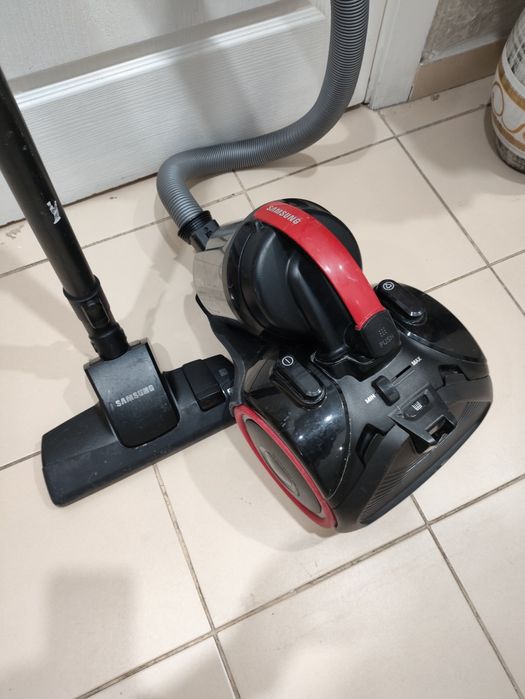 Продам пылесос Самсунг