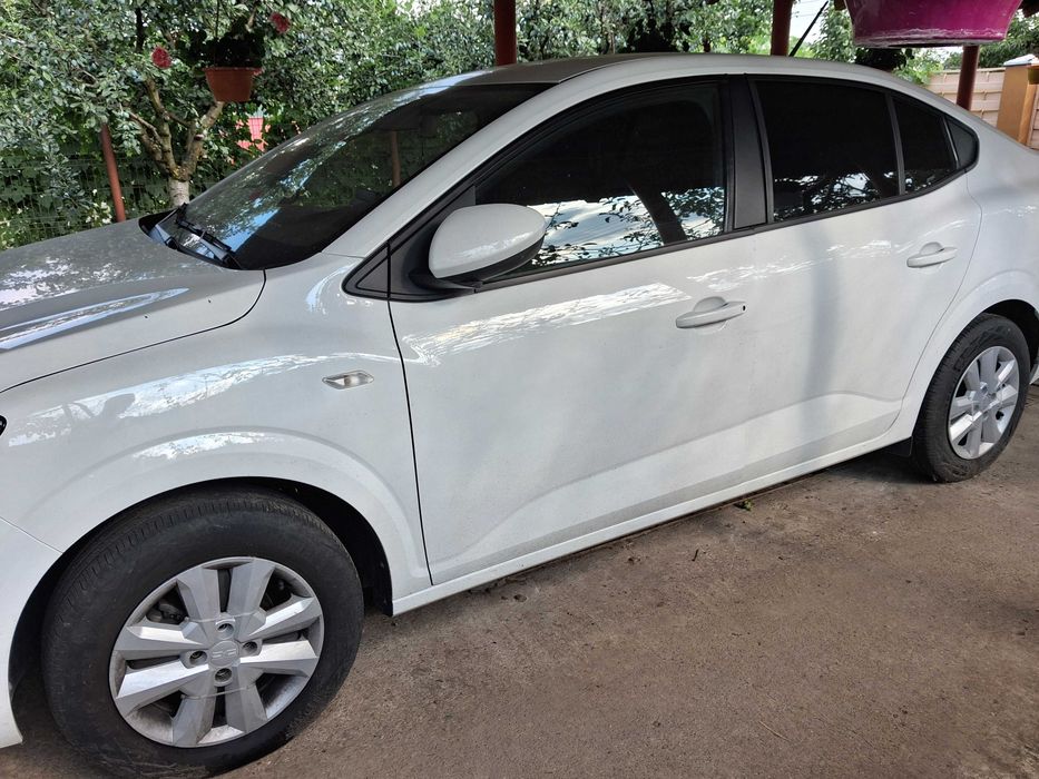 Auto dacia logan
