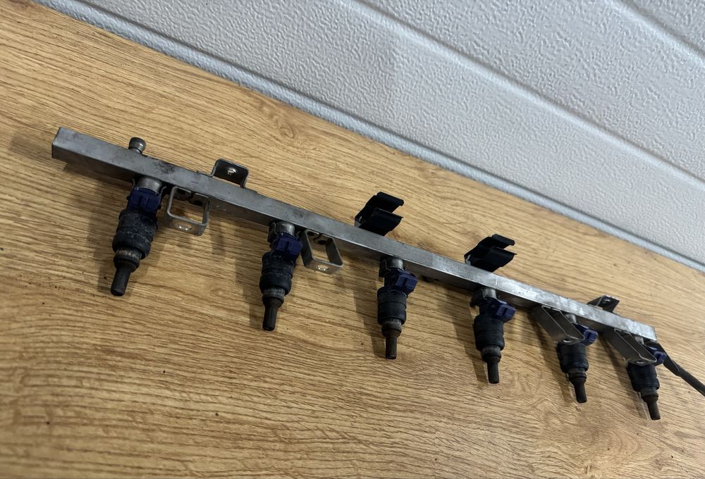 Бензинови инжектори/дюзи за бмв М54b30 3.0i  231к.с