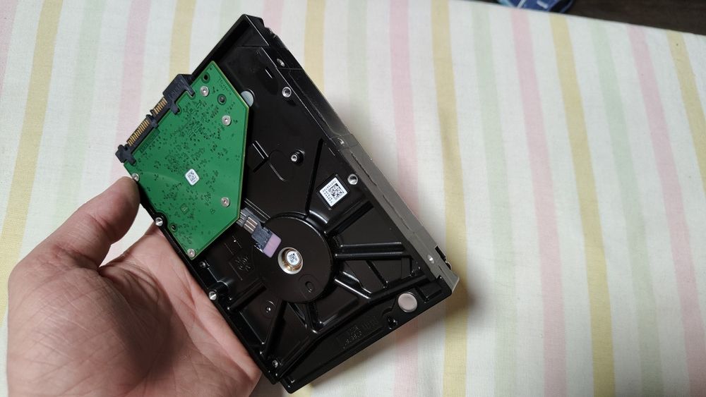 Жёсткий диск HDD 3tb