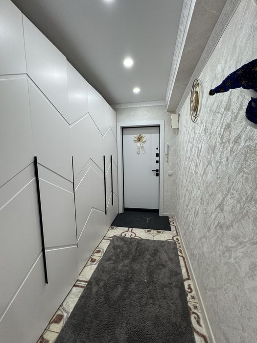 продам 3-х комнатную квартиру