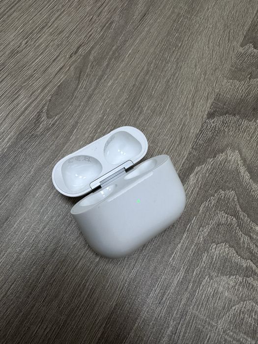 Продам кейс от наушников