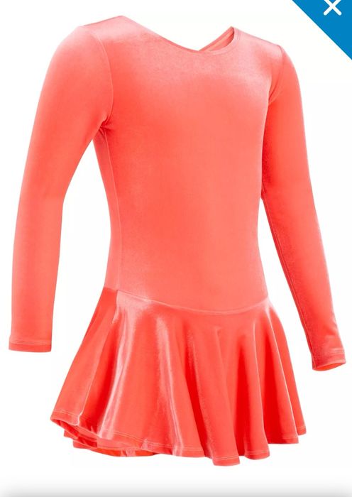 Рокля за фигурно пързаляне