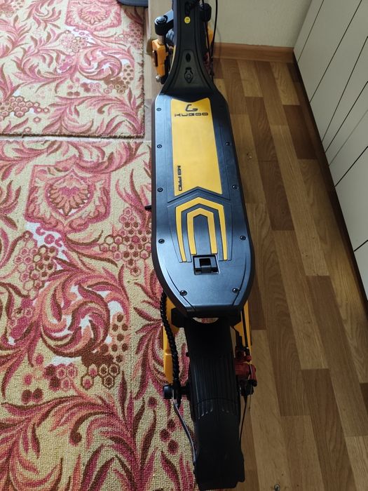 Продам электросамокат