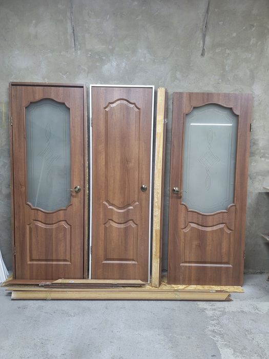 Продам двери б/у