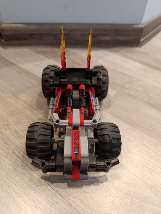 42073 Lego Technic Bash!
