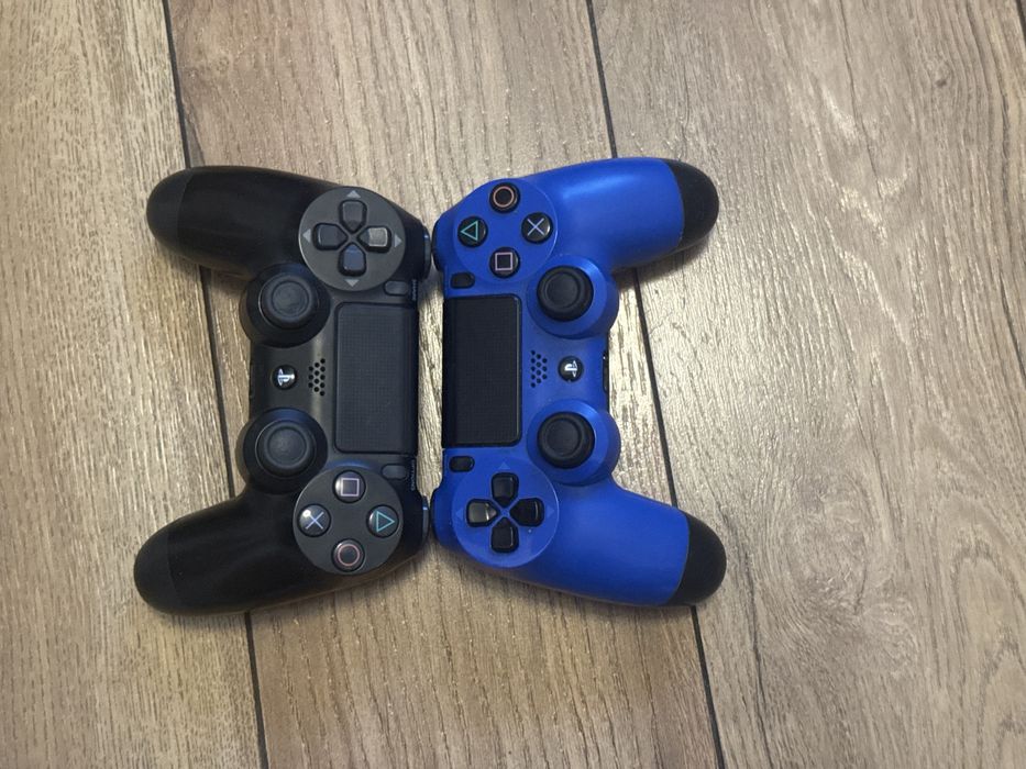 Продам Sony Playstation 4 Pro