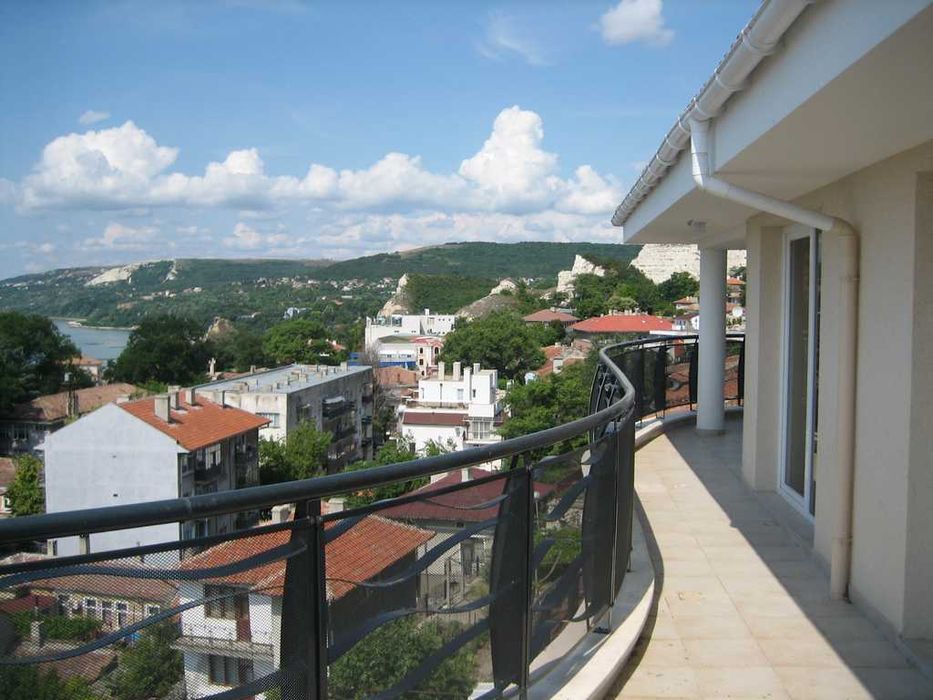 Панорамен, едноспален апартамент в Балчик