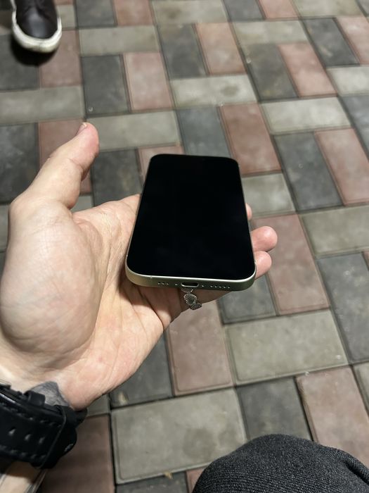 Продам айфон 17 256гб