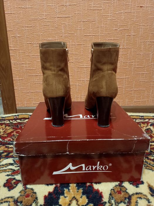 Срочно! Продам замшевые сапоги