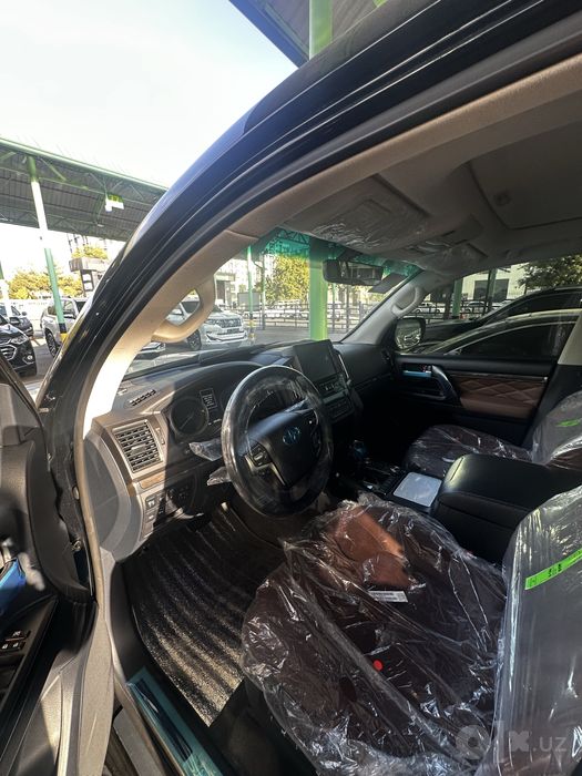 Toyota prado 200