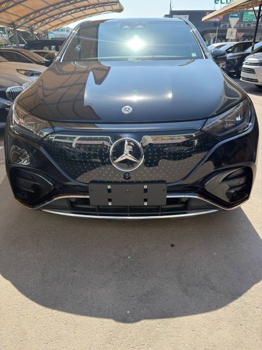 Mercedes-benz eqe 500