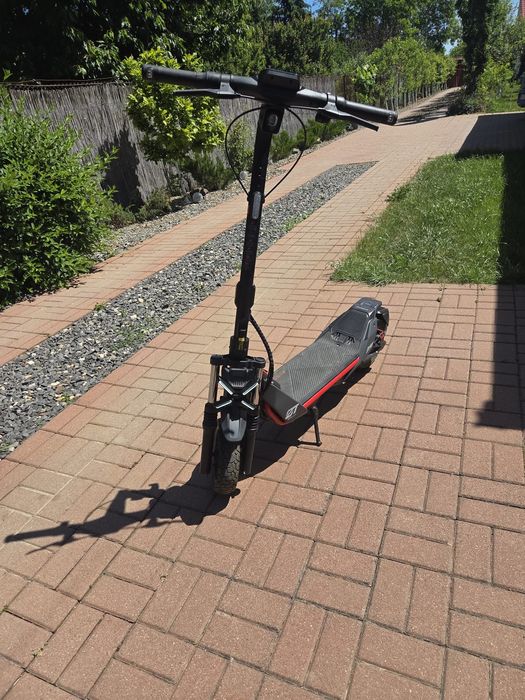 Trotineta electrica Segway ZT3 Pro - 203 km