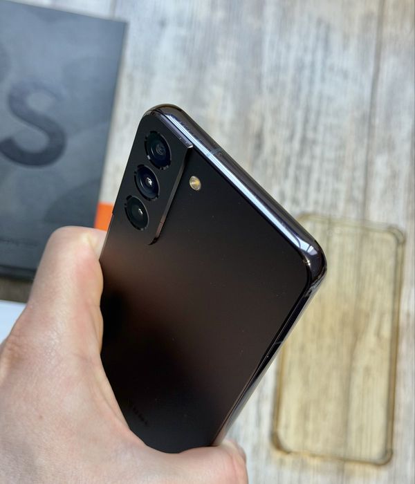 Samsung Galaxy S22 Plus 5G 256 GB 8 GB Ram Dual Sim Black Отличен