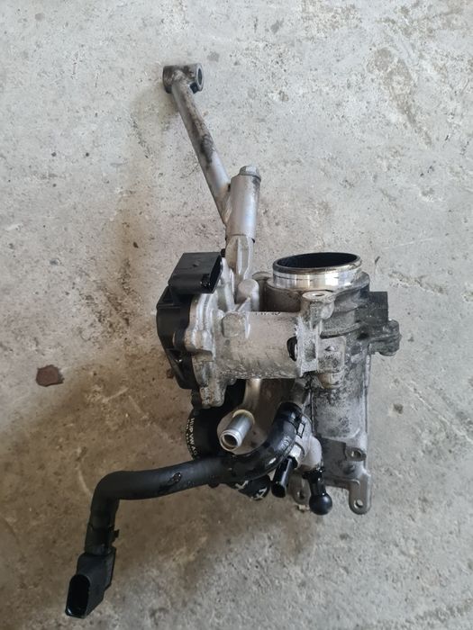 Clapeta acceleratie VW Passat B8 CRLB