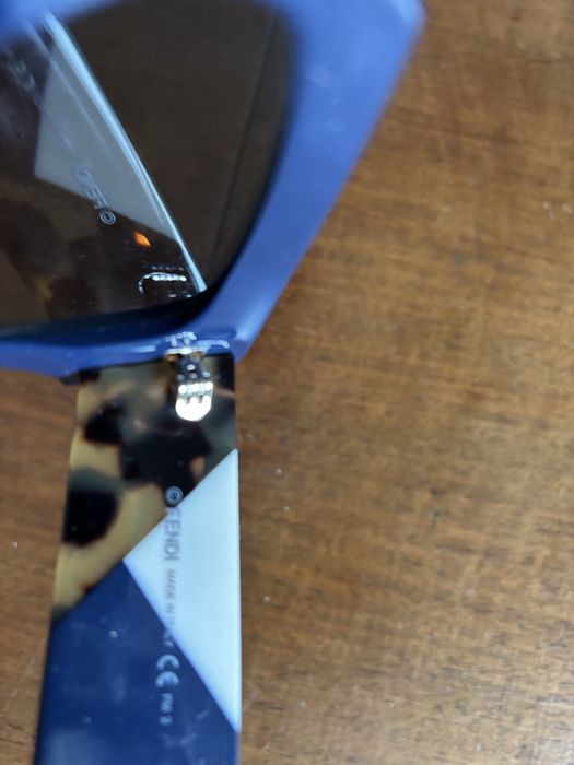 Слънчеви очила Fendi