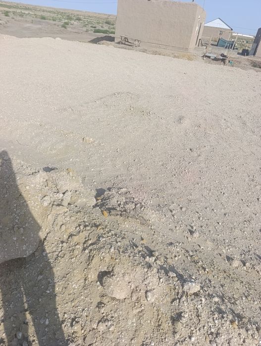 Жай орин ракушкидан котарилган